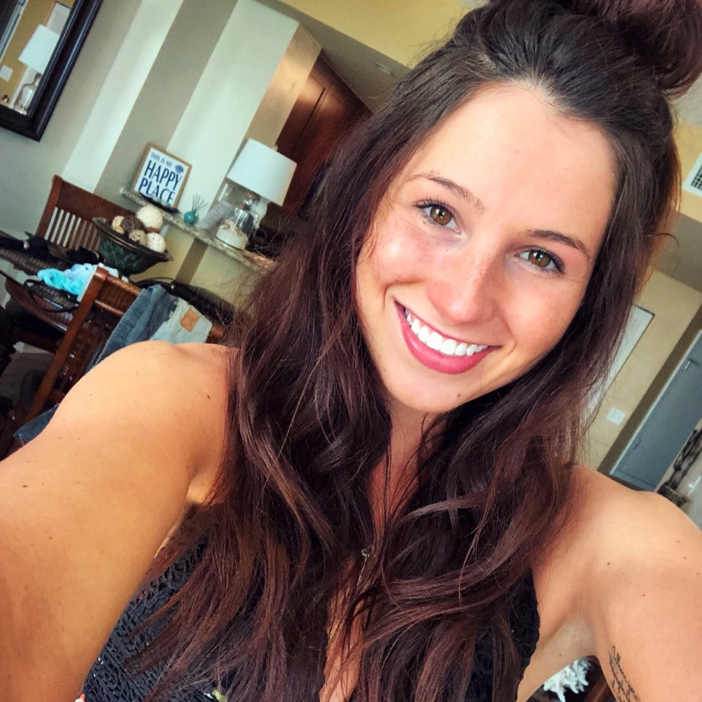 Meet your Posher, Mikayla